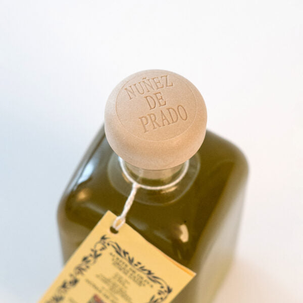 Organic Extra Virgin Olive Oil  P.D.O. Baena  Núñez de Prado