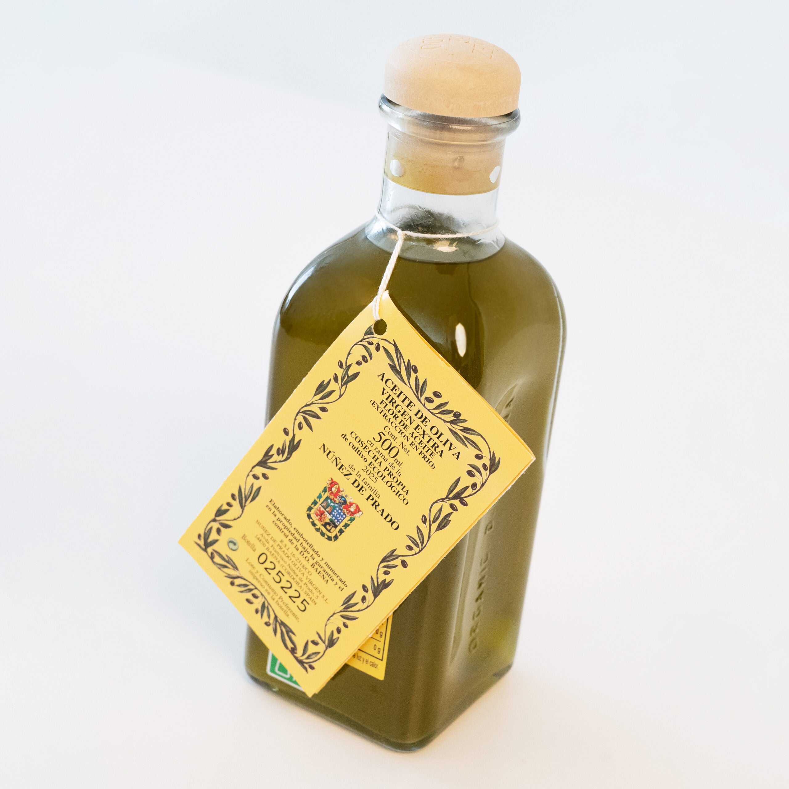Organic Extra Virgin Olive Oil  P.D.O. Baena  Núñez de Prado